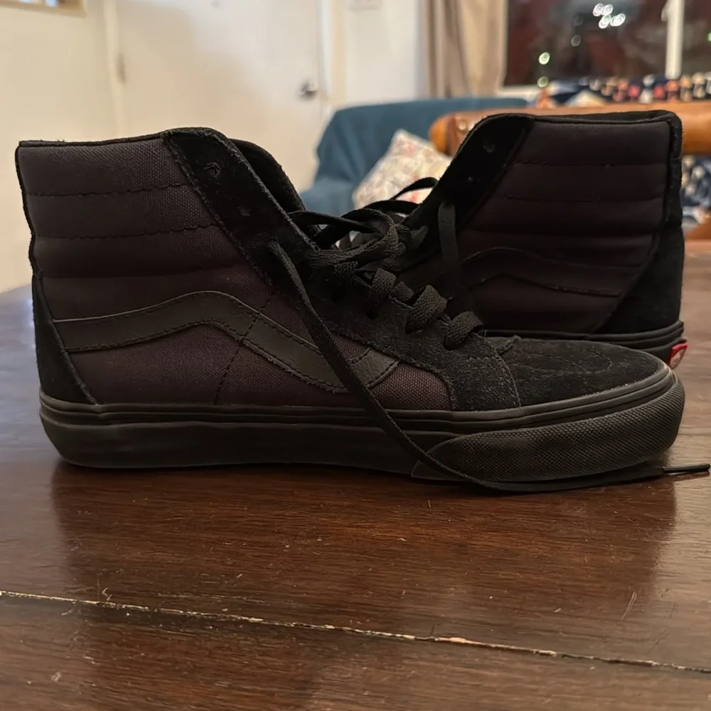 Vans Sk8-Hi Ultracush Shoe - Picture 6 of 11